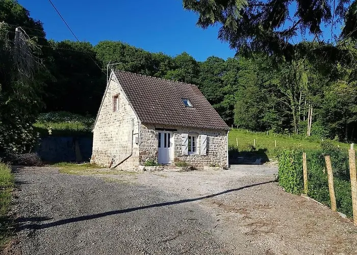 En Lisiere De Foret Andaine * Perrou